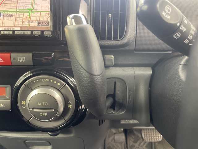 ダイハツ タント カスタム Vセレクションターボ 道央・札幌 2009(平21)年 10.1万km パールホワイトⅢ ・４WD/ターボ/・社外HDDナビ/CD/DVD/HDD/フルセグTV/・HIDヘッドライト/・片側パワースライドドア/・バックカメラ/・ウィンカーミラー/・ドアバイザー/・ETC/・冬タイヤ純正AW付き積込み/・盗難防止装置
