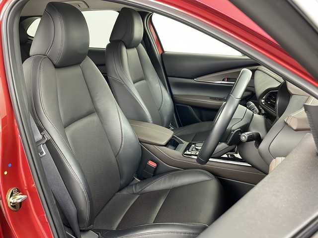 マツダ ＣＸ－３０ XD Lパッケージ 道央・札幌 2021(令3)年 2.6万km ソウルレッドクリスタルM ・4WD/・ディーゼル/・寒冷地仕様/・純正ナビ/・BT&CD&DVD&HDMI&TV/・AppleCarPlay&AndroidAuto/・全方位カメラ/・純正フルエアロ/・i-ACTIVSENSE/・ブラインドスポットモニター/・パドルシフト/・パワーバックドア/・レザーシート/・運転席パワーシートメモリー付/・前席シートヒーター/・ステアリングヒーター/・ステアリングスイッチ/・オートマチックハイビーム/・オートライト/・LEDヘッドライト&フォグ/・オートワイパー/・プッシュスタート/・スマートキー/・スペアキー1本/・社外エンジンスターター/・ビルトインETC/・純正ドライブレコーダー前後