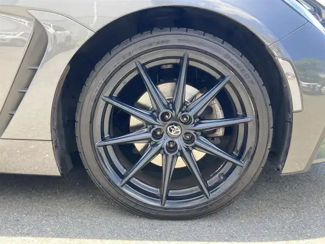 トヨタ ＧＲ８６ RZ 静岡県 2022(令4)年 5.6万km マグネタイトグレーメタリック Toyota Safety Sense/純正9インチナビ(NSZT-Y68T)/　AM FM CD DVD Bluetooth USB HDMI SDREC/ETC/LEDオートヘッドランプ/レーダークルーズコントロール/リアクリアランスソナー/ハーフレザーシート/シートヒーター(前席)/純正18インチアルミホイール/スマートキー＆プッシュスタート/パドルシフト/フルセグTV/バックモニター