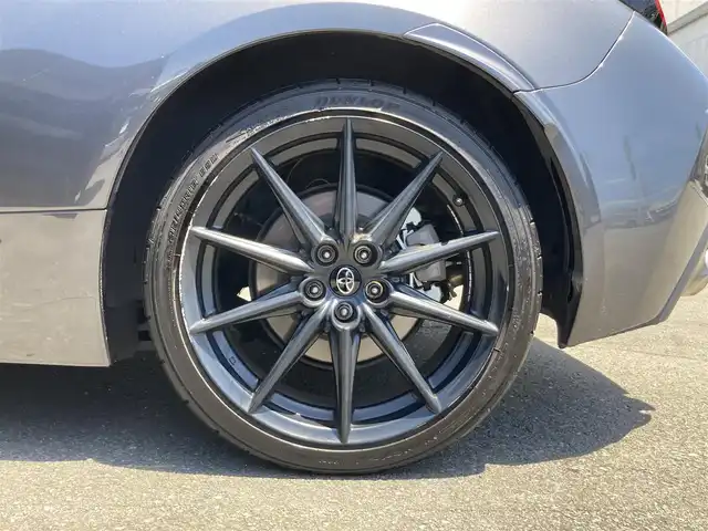 トヨタ ＧＲ８６ RZ 静岡県 2022(令4)年 5.6万km マグネタイトグレーメタリック Toyota Safety Sense/純正9インチナビ(NSZT-Y68T)/　AM FM CD DVD Bluetooth USB HDMI SDREC/ETC/LEDオートヘッドランプ/レーダークルーズコントロール/リアクリアランスソナー/ハーフレザーシート/シートヒーター(前席)/純正18インチアルミホイール/スマートキー＆プッシュスタート/パドルシフト/フルセグTV/バックモニター