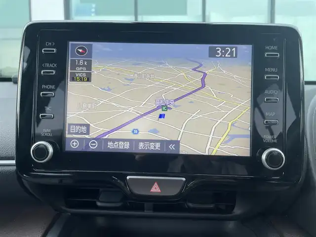 トヨタ ヤリスクロス Z 香川県 2022(令4)年 2.3万km プラチナホワイトパールマイカ 登録時走行距離：22617km/純正9型ディスプレイオーディオ/　BT接続 フルセグTV/バックカメラ/プリクラッシュセーフティシステム/レーンキープアシスト/レーダークルーズコントロール/クリアランスソナー/オートハイビーム/LEDヘッドライト/オートライト/オートホールド機能付き電子パーキングブレーキ/ビルトインETC/ドライブレコーダー/レーダー探知機/ハーフレザーシート/シートヒーター/革巻きステアリング/ステアリングヒーター/プッシュスタート/スマートキー/スペアキー