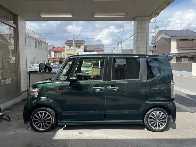 ホンダ Ｎ ＢＯＸ カスタム G ターボSSパッケージ 愛知県 2017(平29)年 7.8万km ブリティッシュグリーンP /当店買取/1オーナー/ターボ//社外エアクリーナー/社外マフラー//純正ナビVXM-175VFi//フルセグTV/CD/DVD/SD/ Bluetooth/MusicRack//USB/バックカメラ/TVキャンセラー//あんしんパッケージ/ナビ装着SPパッケージ//ディスチャージライト/Aライト//TRC/CTBA/ハーフレザー/シートヒーター//クルーズコントロール//リヤサンシェード/LEDフォグ/フォグメッキ//パドルシフト/革巻きステア/シートバックテーブル//ヒーテッドミラー//両側Pスライドドア//保証書/取説/スペアキー/ナビ取説