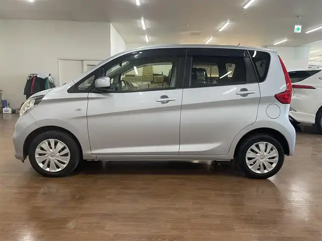 日産 デイズ S 道央・札幌 2017(平29)年 1.9万km クールシルバー ワンオーナー/4WD/衝突軽減ブレーキ/横滑り防止/アイドリングストップ/ヘッドライトレベライザー/シートヒーター/前後ドラレコ/社外HDDナビ/CD/MS/AUX/AM/FM/純正フロアマット/純正ドアバイザー/スペアキー/保証書/取扱説明書/スタッドレスセット積込み/　（155/65/14 2017年製5mm）