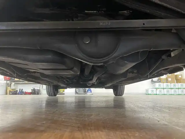 日産 デイズ S 道央・札幌 2017(平29)年 1.9万km クールシルバー ワンオーナー/4WD/衝突軽減ブレーキ/横滑り防止/アイドリングストップ/ヘッドライトレベライザー/シートヒーター/前後ドラレコ/社外HDDナビ/CD/MS/AUX/AM/FM/純正フロアマット/純正ドアバイザー/スペアキー/保証書/取扱説明書/スタッドレスセット積込み/　（155/65/14 2017年製5mm）