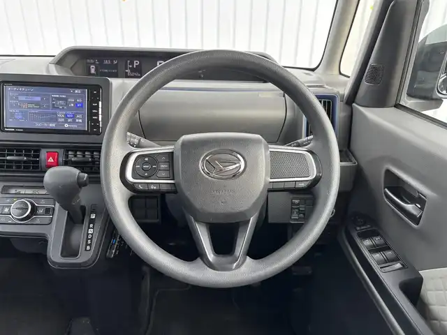 ダイハツ タント X 滋賀県 2019(令1)年 6.5万km ブラックマイカメタリック 社外ナビ/(Bluetooth/フルセグ/CD/DVD)/スマートアシスト/・衝突軽減ブレーキ/・レーンキープアシスト/・先行車発進告知/・標識認識/片側電動スライドドア/バックカメラ/LEDオートライト/Autoハイビーム/コーナーセンサー/アイドリングストップ/ドライブレコーダー/ETC/USB/電動格納ミラー