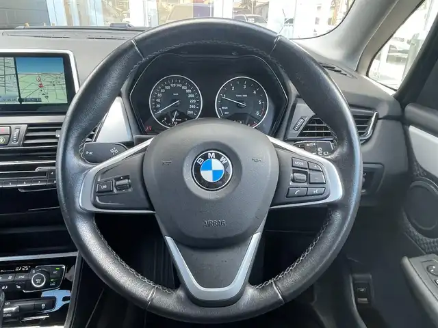 ＢＭＷ ２１８ｄ アクティブツアラー 埼玉県 2017(平29)年 5万km 白 純正HDDナビ/(Biuetooth/USB/CD/DVD/AUX)/バックカメラ/インテリジェントセーフティー/シートヒーター/コンフォートアクセス/社外17インチアルミホイール/電動リアゲート/レーンキープ/コーナーセンサー/パークアシスト/ミラーETC/LEDヘッドライト