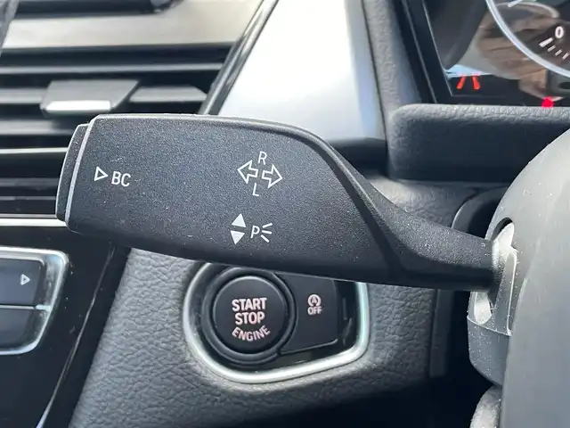 ＢＭＷ ２１８ｄ アクティブツアラー 埼玉県 2017(平29)年 5万km 白 純正HDDナビ/(Biuetooth/USB/CD/DVD/AUX)/バックカメラ/インテリジェントセーフティー/シートヒーター/コンフォートアクセス/社外17インチアルミホイール/電動リアゲート/レーンキープ/コーナーセンサー/パークアシスト/ミラーETC/LEDヘッドライト