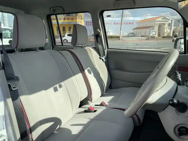 ダイハツ ムーヴ コンテ X 和歌山県 2013(平25)年 9.7万km パールホワイトⅢ (株)IDOMが運営する【じしゃロン和歌山店】の自社ローン対象車両になります。こちらは現金ご利用時の価格です。/自社ローンご希望の方は別途その旨お申付け下さい。/社外ＳＤナビ　/Ｂカメラ　/ＤＴＶ　/ＢＴ　/ＣＤ／ＤＶＤ　/ＵＳＢ　/ＥＴＣ　/アイドリングストップ　/キーレス　/電動格納ミラー　/純正フロアマット