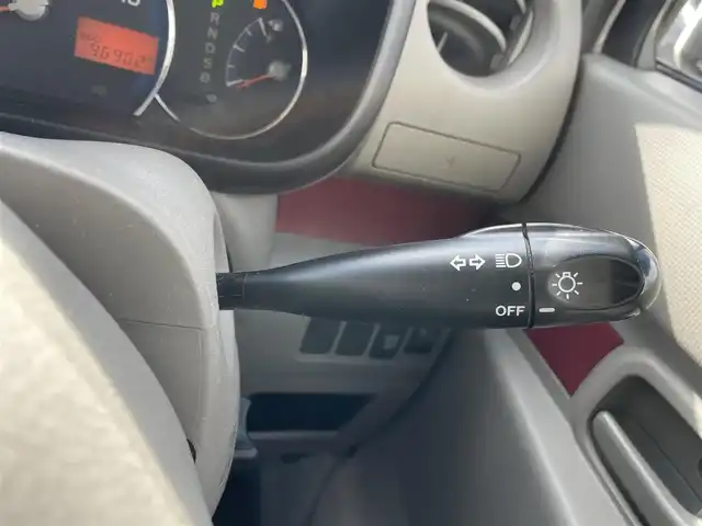 ダイハツ ムーヴ コンテ X 和歌山県 2013(平25)年 9.7万km パールホワイトⅢ (株)IDOMが運営する【じしゃロン和歌山店】の自社ローン対象車両になります。こちらは現金ご利用時の価格です。/自社ローンご希望の方は別途その旨お申付け下さい。/社外ＳＤナビ　/Ｂカメラ　/ＤＴＶ　/ＢＴ　/ＣＤ／ＤＶＤ　/ＵＳＢ　/ＥＴＣ　/アイドリングストップ　/キーレス　/電動格納ミラー　/純正フロアマット