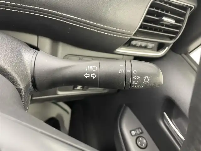 日産 セレナ ハイウェイスター Vセレクション 宮城県 2017(平29)年 5.4万km マルーンレッド 2トーン 両側パワースライドドア/ハンズフリースライドドア/純正9型ナビ/(AM/FM/iPod/SD/TV/USB/BT/AUX/HDMI/CD/DVD)/フリップダウンモニター/全方位カメラ/ETC/前方ドライブレコーダー/デジタルインナーミラー/プロパイロット/レーダークルーズコントロール/プッシュスタート/スマートキー/スペアキー/オートライト/LEDヘッドライト/フォグランプ/ドアバイザー/純正フロアマット/純正16インチアルミホイール