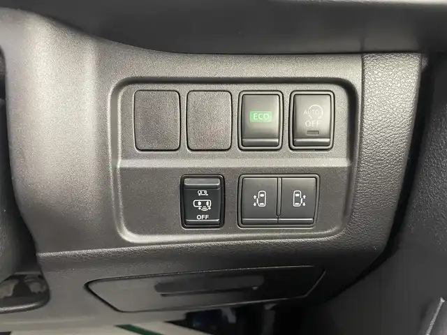 日産 セレナ ハイウェイスター Vセレクション 宮城県 2017(平29)年 5.4万km マルーンレッド 2トーン 両側パワースライドドア/ハンズフリースライドドア/純正9型ナビ/(AM/FM/iPod/SD/TV/USB/BT/AUX/HDMI/CD/DVD)/フリップダウンモニター/全方位カメラ/ETC/前方ドライブレコーダー/デジタルインナーミラー/プロパイロット/レーダークルーズコントロール/プッシュスタート/スマートキー/スペアキー/オートライト/LEDヘッドライト/フォグランプ/ドアバイザー/純正フロアマット/純正16インチアルミホイール