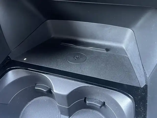 マツダ マツダ３ファストバック 20S ツーリング 熊本県 2024(令6)年 2万km ディープクリスタルブルーマイカ 純正ナビ/・AM/FM/USB/BT/HDMI/・アンドロイドオート/アップルカープレイ/・フルセグTV/全方位カメラ/レーダークルーズコントロール/ブラインドスポットモニター/ヘッドアップディスプレイ/スマートブレーキサポート/ハイビームコントロールシステム/レーンキープアシスト/前後ドライブレコーダー/D席メモリ付きパワーシート/前席シートヒーター/革巻きステアリング/ステアリングスイッチ/ステアリングヒーター/電動パーキングブレーキ/オートホールドブレーキ/アイドリングストップ/ETC/純正フロアマット/純正アルミホイール