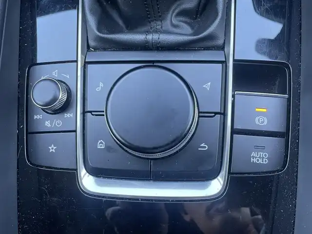 マツダ マツダ３ファストバック 20S ツーリング 熊本県 2024(令6)年 2万km ディープクリスタルブルーマイカ 純正ナビ/・AM/FM/USB/BT/HDMI/・アンドロイドオート/アップルカープレイ/・フルセグTV/全方位カメラ/レーダークルーズコントロール/ブラインドスポットモニター/ヘッドアップディスプレイ/スマートブレーキサポート/ハイビームコントロールシステム/レーンキープアシスト/前後ドライブレコーダー/D席メモリ付きパワーシート/前席シートヒーター/革巻きステアリング/ステアリングスイッチ/ステアリングヒーター/電動パーキングブレーキ/オートホールドブレーキ/アイドリングストップ/ETC/純正フロアマット/純正アルミホイール