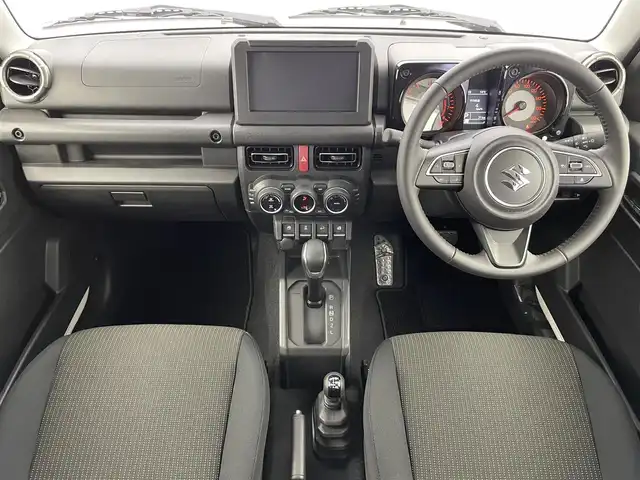 スズキ ジムニー ノマド FC 富山県 2025(令7)年 0.1千km アークティックホワイトパール デュアルカメラブレーキサポート/レーンキープアシスト/LEDヘッドライト/オートライト/前後コーナーセンサー/純正15インチアルミ/純正ドアバイザー/純正フロアマット/シートヒーター/スマートキー/プッシュスタート/４WD/レーダークルーズコントロール