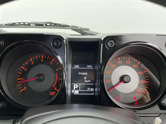 スズキ ジムニー ノマド FC 富山県 2025(令7)年 0.1千km アークティックホワイトパール デュアルカメラブレーキサポート/レーンキープアシスト/LEDヘッドライト/オートライト/前後コーナーセンサー/純正15インチアルミ/純正ドアバイザー/純正フロアマット/シートヒーター/スマートキー/プッシュスタート/４WD/レーダークルーズコントロール