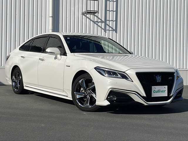 トヨタ クラウン ハイブリッド RS アドバンス 三重県 2018(平30)年 4.7万km ホワイトパールクリスタルシャイン 禁煙/純正ナビ/バックカメラ/前方ドラレコ/ETC2.0/デジタルインナーミラー/BSM/HUD/ステアヒーター/シートヒーター/パワーシート/メモリーシート/ハーフレザーシート/レーダークルーズコントロール/プリクラッシュ/革巻きステア/ステアスイッチ/LEDオートライト/オートハイビーム/電動格納ミラー