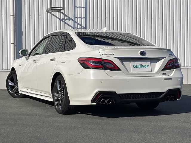 トヨタ クラウン ハイブリッド RS アドバンス 三重県 2018(平30)年 4.7万km ホワイトパールクリスタルシャイン 禁煙/純正ナビ/バックカメラ/前方ドラレコ/ETC2.0/デジタルインナーミラー/BSM/HUD/ステアヒーター/シートヒーター/パワーシート/メモリーシート/ハーフレザーシート/レーダークルーズコントロール/プリクラッシュ/革巻きステア/ステアスイッチ/LEDオートライト/オートハイビーム/電動格納ミラー