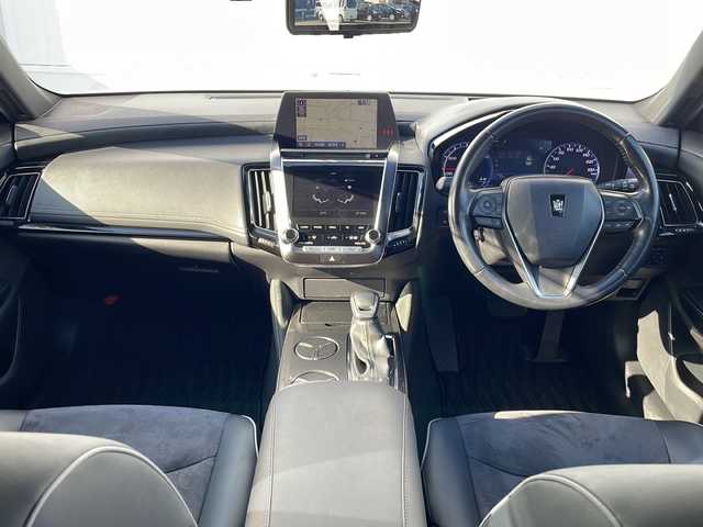 トヨタ クラウン ハイブリッド RS アドバンス 三重県 2018(平30)年 4.7万km ホワイトパールクリスタルシャイン 禁煙/純正ナビ/バックカメラ/前方ドラレコ/ETC2.0/デジタルインナーミラー/BSM/HUD/ステアヒーター/シートヒーター/パワーシート/メモリーシート/ハーフレザーシート/レーダークルーズコントロール/プリクラッシュ/革巻きステア/ステアスイッチ/LEDオートライト/オートハイビーム/電動格納ミラー