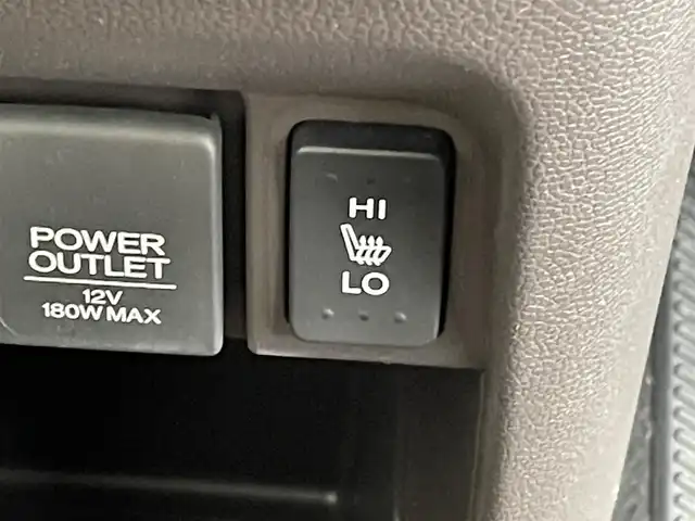 ホンダ Ｎ ＯＮＥ セレクト ツアラー 群馬県 2018(平30)年 4.2万km プレミアムアイボリーパールⅡ ワンオーナー　禁煙車　純正ディスプレイオーディオ　バックカメラ　クルーズコントロール　パドルシフト　ハーフレザーシート　シートヒーター　ＥＴＣ２．０　ドライブレコーダー　スマートキー　スペアキー