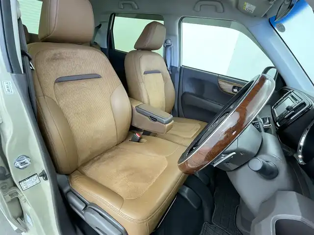 ホンダ Ｎ ＯＮＥ セレクト ツアラー 群馬県 2018(平30)年 4.2万km プレミアムアイボリーパールⅡ ワンオーナー　禁煙車　純正ディスプレイオーディオ　バックカメラ　クルーズコントロール　パドルシフト　ハーフレザーシート　シートヒーター　ＥＴＣ２．０　ドライブレコーダー　スマートキー　スペアキー