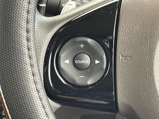 ホンダ Ｎ ＯＮＥ セレクト ツアラー 群馬県 2018(平30)年 4.2万km プレミアムアイボリーパールⅡ ワンオーナー　禁煙車　純正ディスプレイオーディオ　バックカメラ　クルーズコントロール　パドルシフト　ハーフレザーシート　シートヒーター　ＥＴＣ２．０　ドライブレコーダー　スマートキー　スペアキー