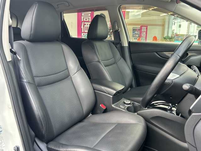 日産 エクストレイル ハイブリッド 20X エマージェンシーブレーキ 神奈川県 2015(平27)年 6.8万km ブリリアントホワイトパール ワンオーナー/社外SDナビ/　Bluetooth/CD/DVD/USB/フルセグTV/バックカメラ/4WD/ダウンヒルアシストコントロール/エマージェンシーブレーキ/車線逸脱警報/横滑り防止装置/純正17インチAW/純正フロアマット/LEDヘッドライト/オートライト/運転席・助手席シートヒーター/取扱説明書/保証書/スペアキー