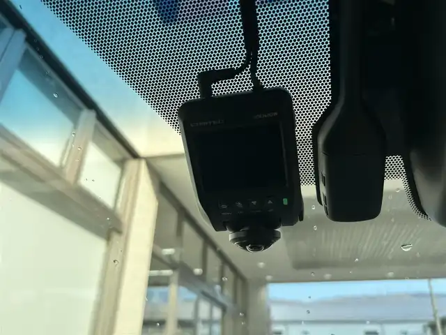 トヨタ アルファード S Cパッケージ 大阪府 2021(令3)年 2.7万km ホワイトパールクリスタルシャイン ワンオーナー/モデリスタ エアロ/JBLメーカーオプションナビ/フルセグTV CD DVD BT HDMI/全方位カメラ/Wサンルーフ/黒革シート/冷暖エアシート/パワーシート/デジタルインナーミラー/前後ドラレコ/ビルトイン2.0ETC/シーケンシャルウィンカー/両側パワースライドドア/パワーバックドア/衝突被害軽減ブレーキ/レーダークルーズコントロール/レーンアシスト/ブラインドスポットモニタ/オートマチックハイビーム/三眼LEDオートヘッドライト/フォグライト/パーキングアシスト/AC100V電源/ステアリングヒーター/W サイド カーテン ニー エアバッグ/禁煙車