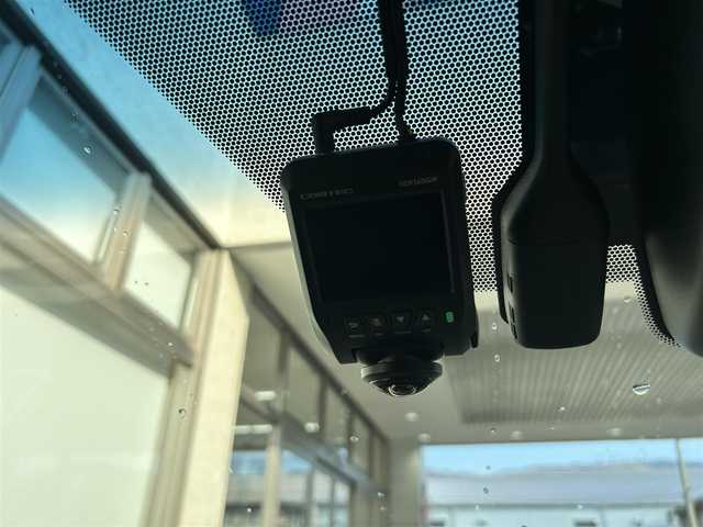 トヨタ アルファード S Cパッケージ 大阪府 2021(令3)年 2.7万km ホワイトパールクリスタルシャイン ワンオーナー/モデリスタ エアロ/JBLメーカーオプションナビ/フルセグTV CD DVD BT HDMI/全方位カメラ/Wサンルーフ/黒革シート/冷暖エアシート/パワーシート/デジタルインナーミラー/前後ドラレコ/ビルトイン2.0ETC/シーケンシャルウィンカー/両側パワースライドドア/パワーバックドア/衝突被害軽減ブレーキ/レーダークルーズコントロール/レーンアシスト/ブラインドスポットモニタ/オートマチックハイビーム/三眼LEDオートヘッドライト/フォグライト/パーキングアシスト/AC100V電源/ステアリングヒーター/W サイド カーテン ニー エアバッグ/禁煙車