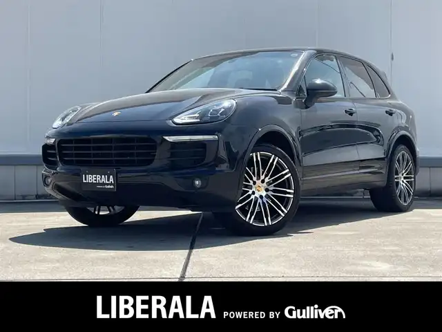 ポルシェ カイエン プラチナエディション 東京都 2018(平30)年 5.9万km 黒 純正ナビゲーション/・Bluetooth /・AM/FM/・CD/・DVD/バックカメラ/・サイドカメラ/クレストエンボス加工ヘッドレスト/純正２１インチカレラ911オプションホイール/ETC/アルカンターラハーフレザーシート/・D/N席パワーシート /・D/N席シートヒーター /パワーバックドア/クルーズコントロール/デフロック/LEDヘッドライト/・オートライト/社外スピードクロノ風装飾/ウィンカーミラー
