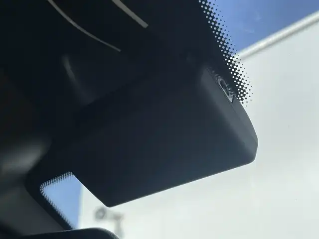 ポルシェ カイエン プラチナエディション 東京都 2018(平30)年 5.9万km 黒 純正ナビゲーション/・Bluetooth /・AM/FM/・CD/・DVD/バックカメラ/・サイドカメラ/クレストエンボス加工ヘッドレスト/純正２１インチカレラ911オプションホイール/ETC/アルカンターラハーフレザーシート/・D/N席パワーシート /・D/N席シートヒーター /パワーバックドア/クルーズコントロール/デフロック/LEDヘッドライト/・オートライト/社外スピードクロノ風装飾/ウィンカーミラー