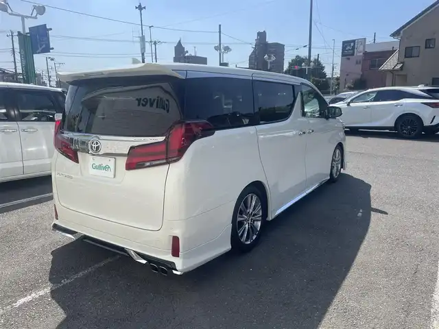 トヨタ アルファード S タイプゴールド 神奈川県 2021(令3)年 3.1万km ラグジュアリーホワイトパールクリスタルシャインガラスフレーク モデリスタエアロ/モデリスタマフラー/サンルーフ/純正１２．１型フリップダウンM/純正ディスプレイオーディオ/・ナビゲーション/・フルセグTV/・バックカメラ/両側電動スライドドア/ダウンサス/純正エンジンスターター/デジタルインナーミラー/トヨタセーフティセンス/・プリクラッシュセーフティ/・レーントレーシングアシスト/・レーダークルーズコントロール/・ハイビームアシスト/ブラインドスポットモニター/リアクロストラフィックアラート/パーキングサポートブレーキ/前後ドライブレコーダー/スマートキーX２/ビルトイン2.0ETC/新車時手帳・取説