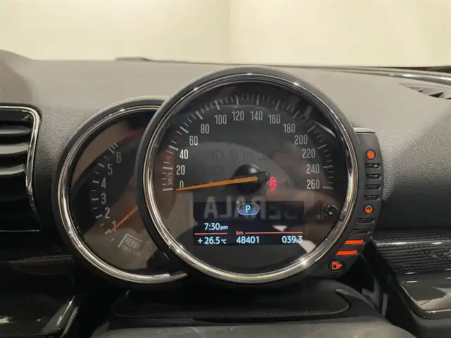 ＭＩＮＩ ミニ クラブマン クーパー S 愛知県 2017(平29)年 4.9万km 白 ペッパーＰＫＧ　/純正ナビ　/フルセグＴＶ　/Ｂｌｕｅｔｏｏｔｈ　/バックカメラ　/インテリジェントセーフティー　/ＡＣＣ　/ブラックＡＷ　/ドライブレコーダー　/ミラー型ＥＴＣ　/ＬＥＤヘッドライト　/オートライト/プッシュスタート/アイドリングストップ