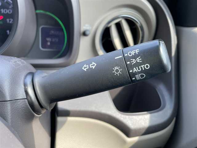 ホンダ Ｎ ＯＮＥ G Lパッケージ 石川県 2013(平25)年 5.6万km プレミアムディープモカパール 純正ディスプレイオーディオ/バックカメラ/LEDヘッドライト/電動ミラー/スマートキー/プッシュスタート/ABS/社外アルミホール/保証書