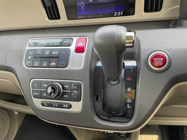 ホンダ Ｎ ＯＮＥ G Lパッケージ 石川県 2013(平25)年 5.6万km プレミアムディープモカパール 純正ディスプレイオーディオ/バックカメラ/LEDヘッドライト/電動ミラー/スマートキー/プッシュスタート/ABS/社外アルミホール/保証書