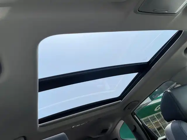 ホンダ ＣＲ－Ｖ ハイブリッド EX・マスターピース 島根県 2018(平30)年 4.7万km プラチナホワイトパール 純正メモリーナビ/フルセグＴＶ/ＤＶＤ再生・Ｂｌｕｅｔｏｏｔｈ　/バック／フロントカメラ　/前後ドライブレコーダー　/ビルトインＥＴＣ2.0/電動リアゲート　/サンルーフ　/レザーシート/4WD/前席パワーシート/前席シートヒーター/レーダークルーズコントロール /MTモード付AT/衝突軽減ブレーキ/横滑り防止装置/レーンアシスト/ISOFIX/純正LEDヘッドライト/純正フロアマット