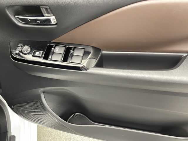 日産 デイズ HWS G ターボ プロパイロットED 宮崎県 2019(平31)年 6.6万km ホワイトパール プロパイロット/エマ―ジェンシーブレーキ/車線逸脱警報/車線逸脱防止支援/クリアランスソナー/オートマチックハイビーム/純正9インチSDナビ/フルセグTV/CD/DVD/Bluetooth/アラウンドビューモニター/合皮シート/電動パーキングブレーキ/オートブレーキホールド/LEDヘッドライト/純正15インチAW/アイドリングストップ/ETC/ドライブレコーダー