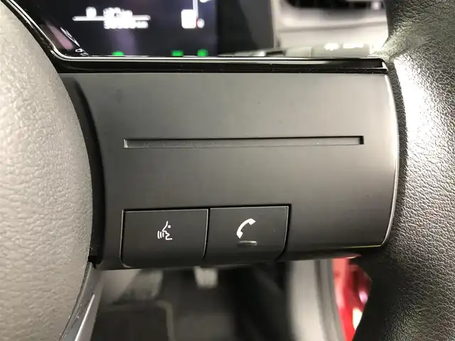 日産 ノート X 愛知県 2021(令3)年 3.9万km ガーネットレッド 純正メモリナビ/（CD/DVD/フルセグＴＶ/Bluetooth/AM/FM）/ビルトインETC/バックカメラ/純正前方ドラレコ/純正フロアマット/LEDヘッドライト/オートライト/オートハイビーム/フォグランプ/電動パーキングブレーキ/オートホールド/スマートキー