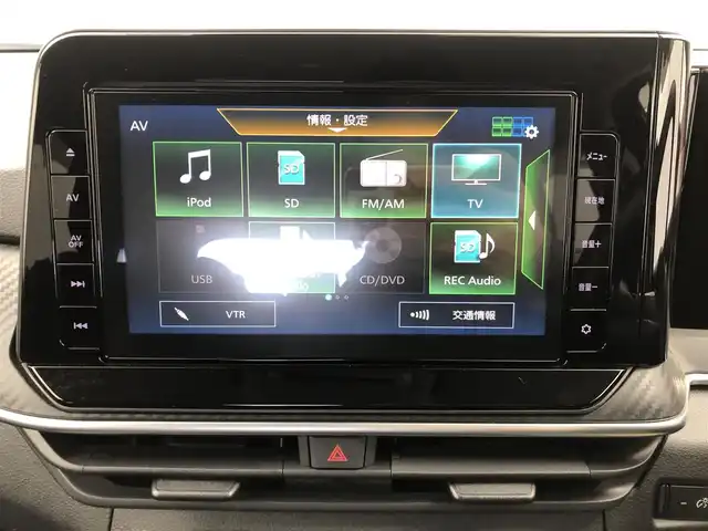 日産 ノート X 愛知県 2021(令3)年 3.9万km ガーネットレッド 純正メモリナビ/（CD/DVD/フルセグＴＶ/Bluetooth/AM/FM）/ビルトインETC/バックカメラ/純正前方ドラレコ/純正フロアマット/LEDヘッドライト/オートライト/オートハイビーム/フォグランプ/電動パーキングブレーキ/オートホールド/スマートキー