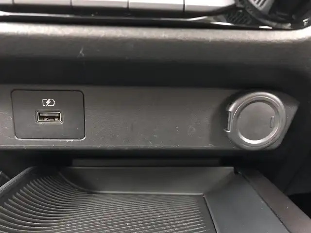 日産 ノート X 愛知県 2021(令3)年 3.9万km ガーネットレッド 純正メモリナビ/（CD/DVD/フルセグＴＶ/Bluetooth/AM/FM）/ビルトインETC/バックカメラ/純正前方ドラレコ/純正フロアマット/LEDヘッドライト/オートライト/オートハイビーム/フォグランプ/電動パーキングブレーキ/オートホールド/スマートキー