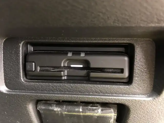 日産 ノート X 愛知県 2021(令3)年 3.9万km ガーネットレッド 純正メモリナビ/（CD/DVD/フルセグＴＶ/Bluetooth/AM/FM）/ビルトインETC/バックカメラ/純正前方ドラレコ/純正フロアマット/LEDヘッドライト/オートライト/オートハイビーム/フォグランプ/電動パーキングブレーキ/オートホールド/スマートキー