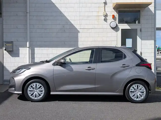 トヨタ ヤリス ハイブリッド Z 埼玉県 2020(令2)年 0.6万km アバンギャルドブロンズメタリック ワンオーナー/ディスプレイオーディオ(ナビ、Bluetooth)/バックカメラ/アラウンドビュー/アイドリングストップ/クルーズコントロール(追従機能　レーンキープ機能)/ドアバイザー/フロアマット/プッシュスタート/LEDヘッドライト/スマートキー×2/整備記録簿(R3、R4、R5、R6)