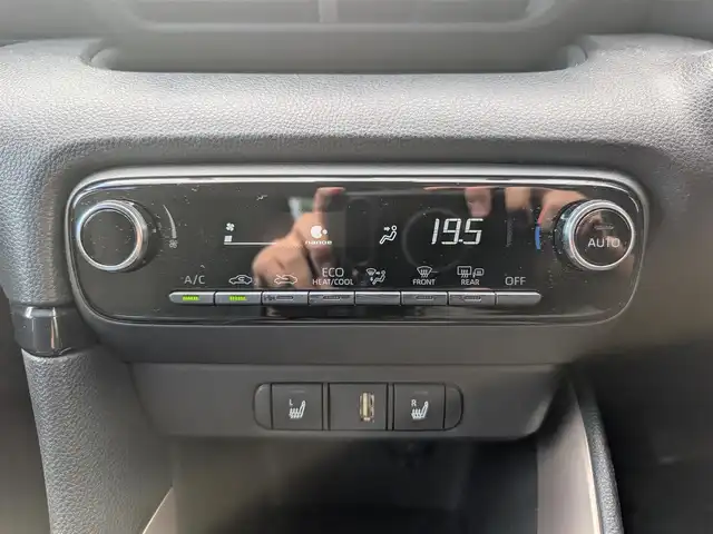 トヨタ ヤリス ハイブリッド Z 埼玉県 2020(令2)年 0.6万km アバンギャルドブロンズメタリック ワンオーナー/ディスプレイオーディオ(ナビ、Bluetooth)/バックカメラ/アラウンドビュー/アイドリングストップ/クルーズコントロール(追従機能　レーンキープ機能)/ドアバイザー/フロアマット/プッシュスタート/LEDヘッドライト/スマートキー×2/整備記録簿(R3、R4、R5、R6)