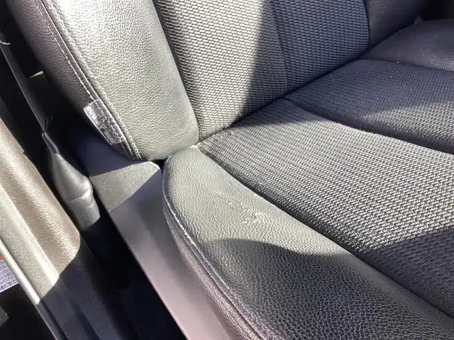 スバル レガシィ ツーリングワゴン 2．0GT DIT 愛知県 2012(平24)年 7.8万km クリスタルブラックシリカ 車検　令和9年10月/4WD/ターボ車/HDDナビTV/DVDビデオ&CD/地デジ　フルセグ/Bluetoothオーディオ/スマートキー×2ケ/プッシュスタート/D&N席パワーシート/クルーズコントロール/ステアシフト/アルミ付きスタッドレスタイヤ積込み/純正アルミホイル/純正フロアマット/キセノンヘッドライト/オートライト/保証書取説有り