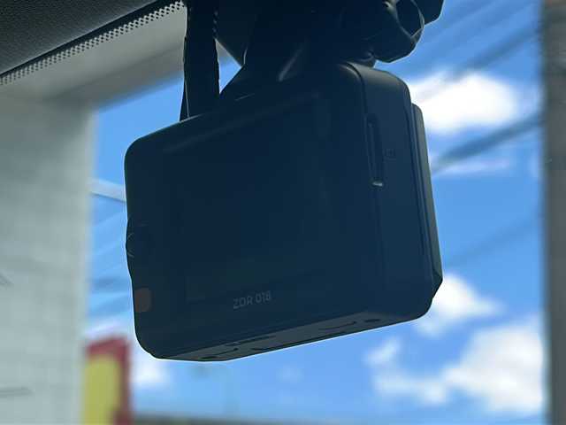スバル フォレスター スポーツ 沖縄県 2023(令5)年 1.3万km 青 純正ナビ/（ＡＭ／ＦＭ／ＢＴ）　/フルセグＴＶ　/バックモニター　/アイサイト　/純正１８インチＡＷ　/電動リアゲート　/ステアリングヒーター　/サンルーフ　/前後ドラレコ　/ＥＴＣ　/クルコン　/オートライト　/スマートキー/LEDヘッドライト/プッシュスタート