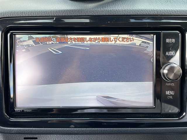 トヨタ ヴィッツ GRスポーツ 東京都 2018(平30)年 5.2万km ホワイトパールクリスタルシャイン 純正ナビ/・Bluetooth/TV/CD/DVD/USB/レーンアシスト/ナイトビジョン ドライブレコーダー デジタルミラー/社外ブラインドスポットモニター/横滑り防止装置/盗難防止装置/衝突被害軽減システム/バックカメラ/16インチ純正ホイール/社外マフラー/オートライト/ETC/取扱説明書/保証書/スペアキー1本