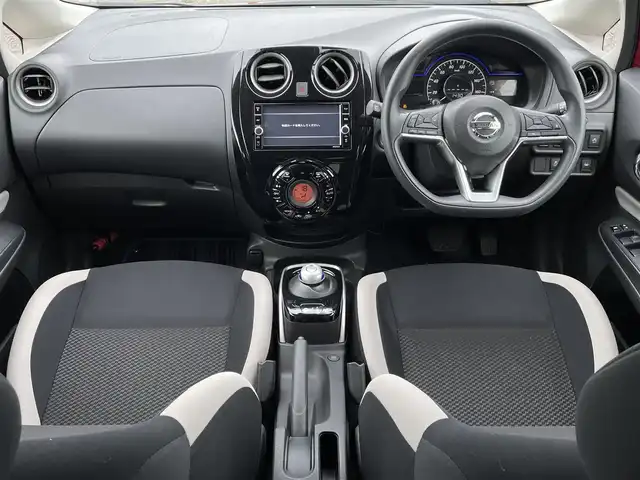 日産 ノート e－パワーX FOUR Vセレ 新潟県 2020(令2)年 3.7万km ガーネットレッド 4WD/純正SDナビ(MM319D-W)/CD/DVD/BT/フルセグテレビ/全方位カメラ/ETC/ドライブレコーダー/衝突被害軽減ブレーキ/レーンキープアシスト/レーダークルーズコントロール/ステアリングスイッチ/コーナーセンサー/スマートキー/プッシュスタート/LEDヘッドライト/オートライト/純正15インチアルミホイール