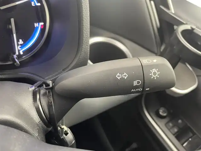 トヨタ ヴォクシー ハイブリッド S－Z 埼玉県 2023(令5)年 3.6万km ホワイトパールクリスタルシャイン 純正10.5インチディスプレイオーディオ/　Bluetooth USB MiraCast CD DVD フルセグ/フリップダウンモニター/両側パワースライドドア/トヨタセーフティセンス/レーダークルーズコントロール/レーンディパーチャーアラート/シートヒーター/前後ドライブレコーダー/ビルトインＥＴＣ２．０/ＬＥＤオートライト/オートハイビーム/ＡＣ１００Ｖ電源