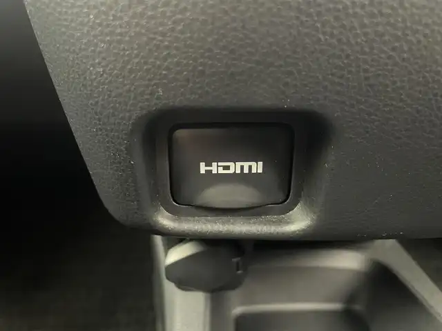 トヨタ ヴォクシー ハイブリッド S－Z 埼玉県 2023(令5)年 3.6万km ホワイトパールクリスタルシャイン 純正10.5インチディスプレイオーディオ/　Bluetooth USB MiraCast CD DVD フルセグ/フリップダウンモニター/両側パワースライドドア/トヨタセーフティセンス/レーダークルーズコントロール/レーンディパーチャーアラート/シートヒーター/前後ドライブレコーダー/ビルトインＥＴＣ２．０/ＬＥＤオートライト/オートハイビーム/ＡＣ１００Ｖ電源