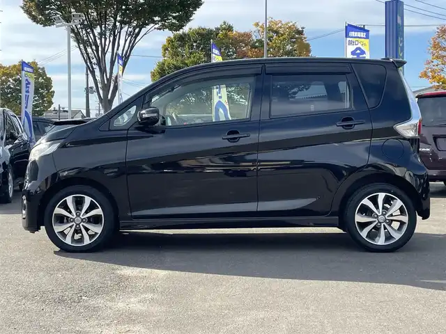 日産 デイズ ハイウェイスターG 宮城県 2015(平27)年 7.9万km ブラック (株)IDOMが運営する【じしゃロン仙台店】の自社ローン専用車両になりますこちらは現金またはオートローンご利用時の価格です。自社ローンご希望の方は別途その旨お申付け下さい/プッシュスタート/SDナビ/フルセグ/Bluetooth/アラウンドビューモニター/CD