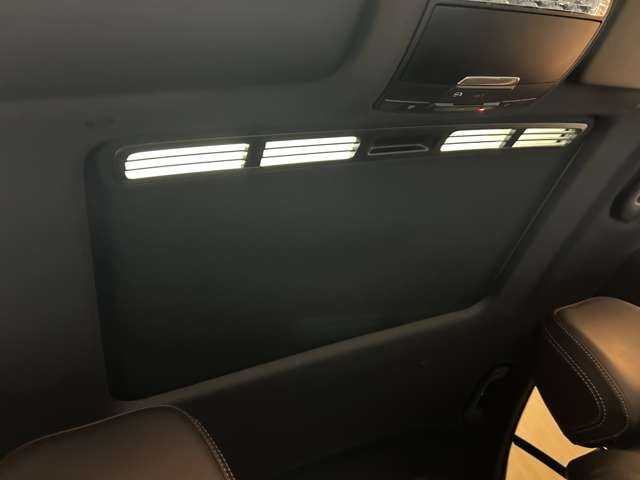 メルセデス・ベンツ ＣＬＳ２２０ｄ スポーツ エクスクルーシブPKG 千葉県 2020(令2)年 4.8万km ダイヤモンドホワイト ガラスSR　/ACC　/黒革シート　/HUD　/Burmesterサウンド　/ナビ　/TV　/360°Bluetooth接続　/シートヒーター　/ベンチレーション　/電動トランク　/LEDヘッドライト　/アンビエントライト　/RSP　/ドラレコ　/ETC